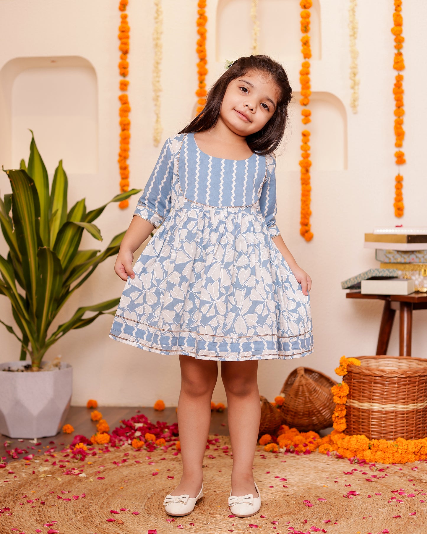 Girls Powder Blue / Pink Pleated Knee-length Cotton Dress