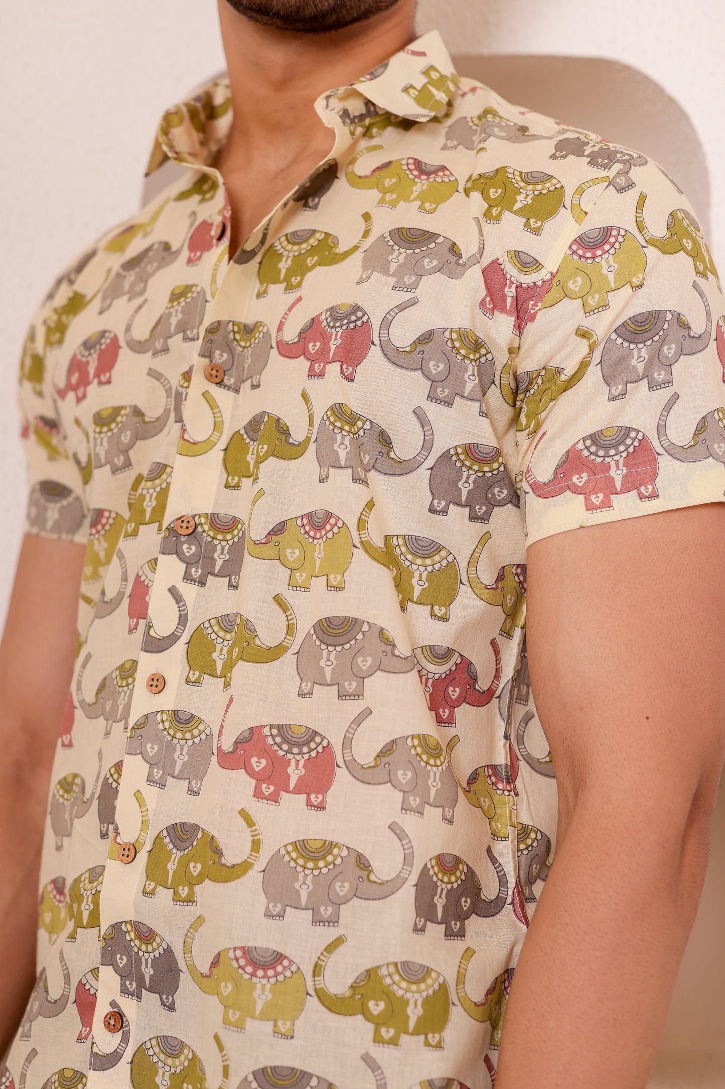 Half Sleeves Multi-colour Elephant print for Men