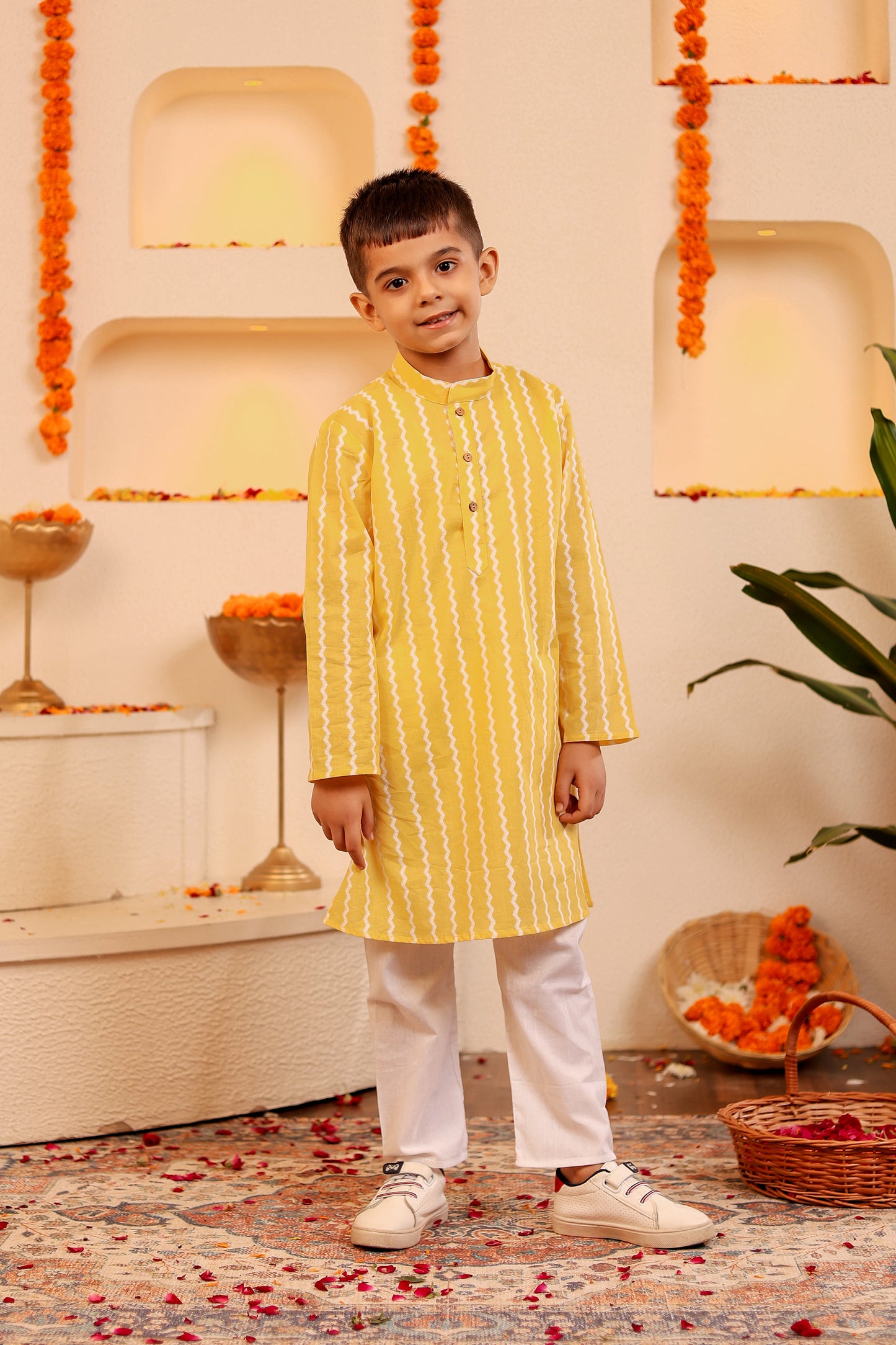Boys Charming Yellow with White Zigzag Kurta Pyjama (1-12yrs)