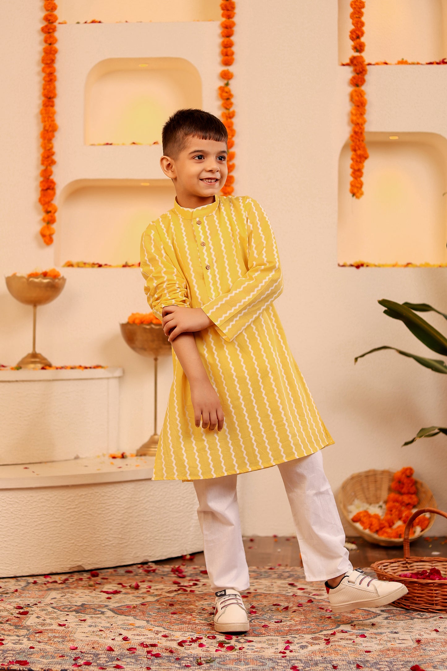 Boys Charming Yellow with White Zigzag Kurta Pyjama (1-12yrs)