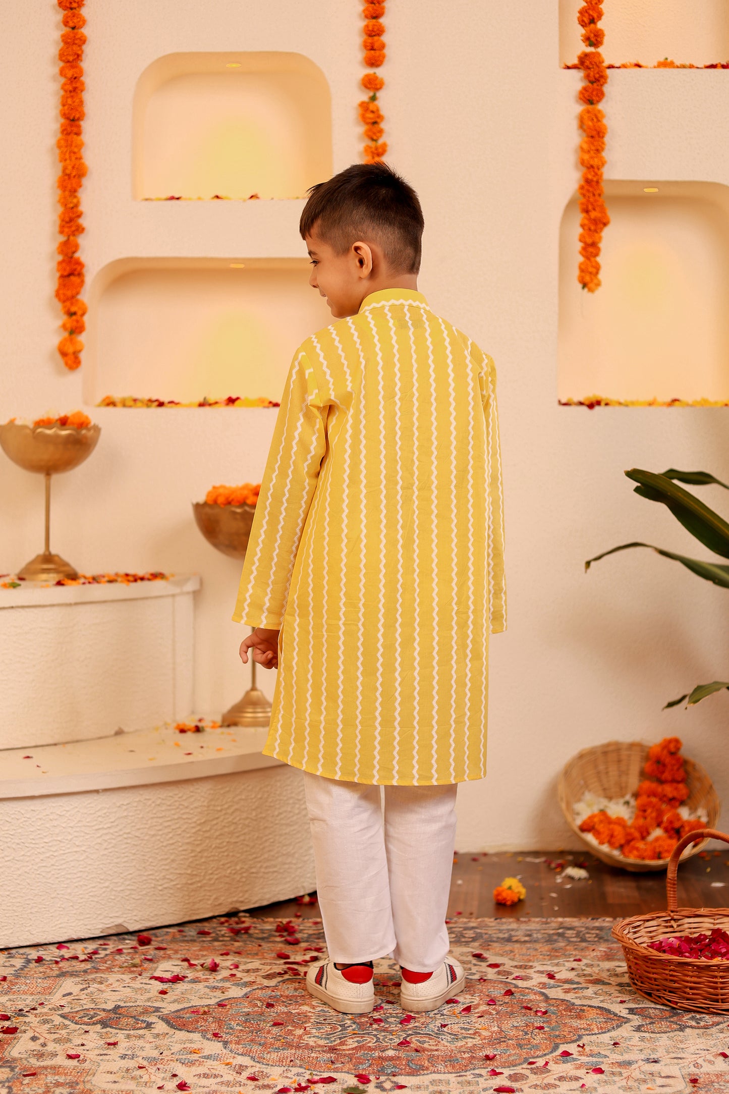 Boys Charming Yellow with White Zigzag Kurta Pyjama (1-12yrs)