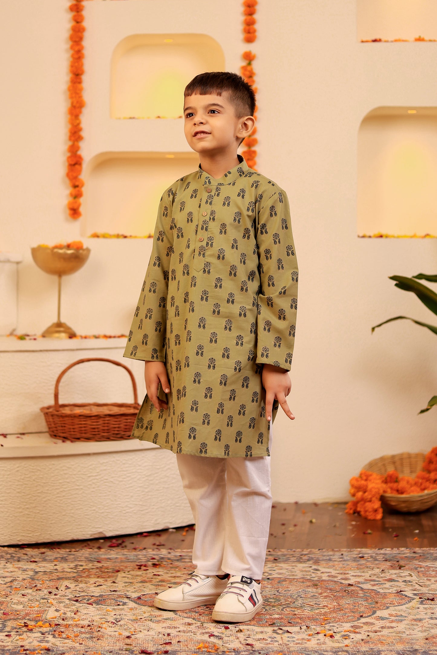 Best-Seller: Stunning Green Kurta Pyjama for Boys (5-12 Years)