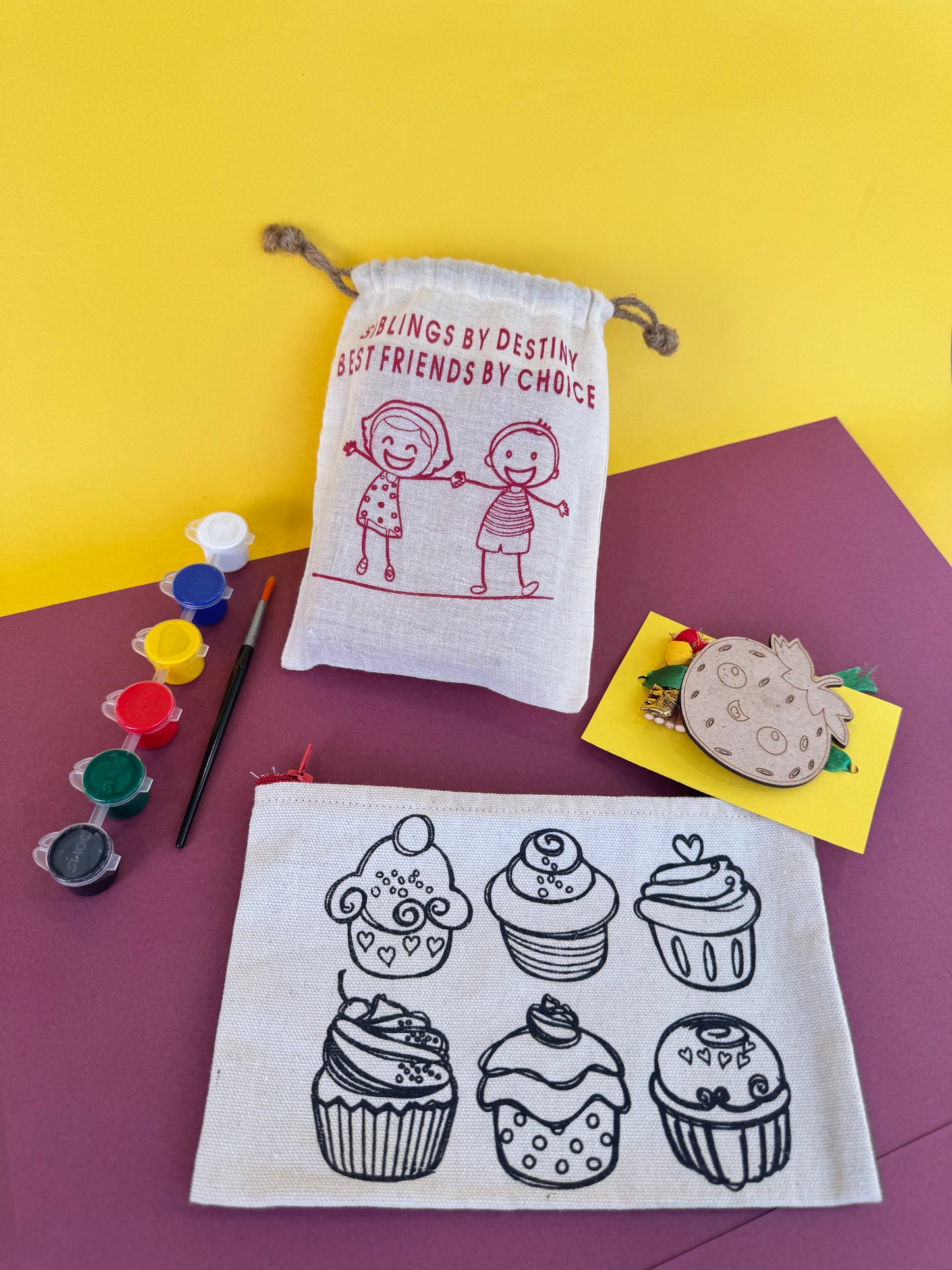 DIY Rakhi Hamper β Cupcake Theme