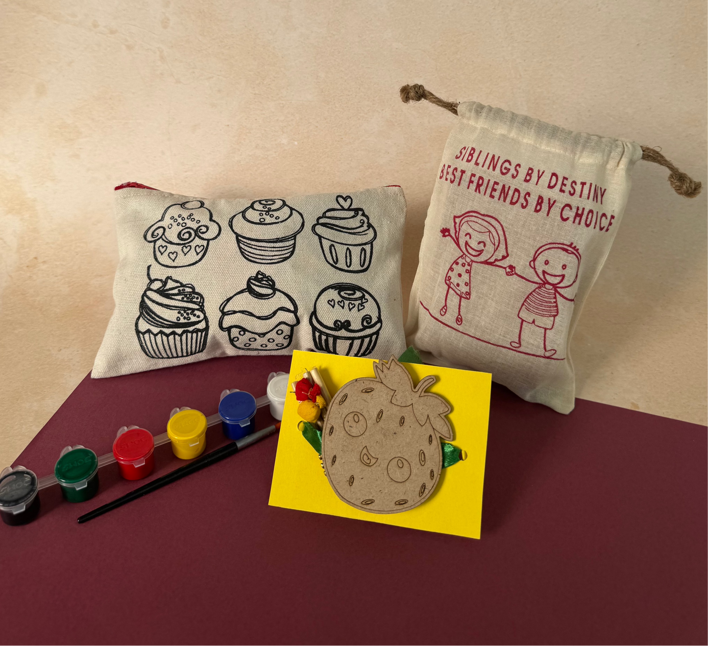 DIY Rakhi Hamper β Cupcake Theme
