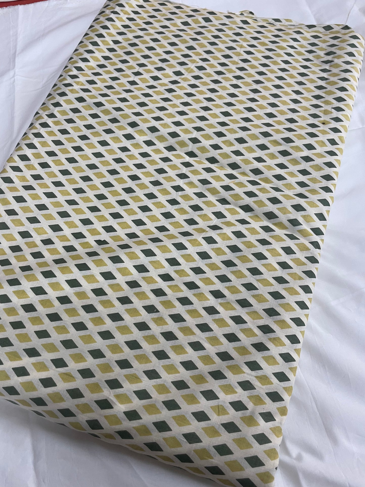 Dual-Tone Diamond Print Cotton Fabric