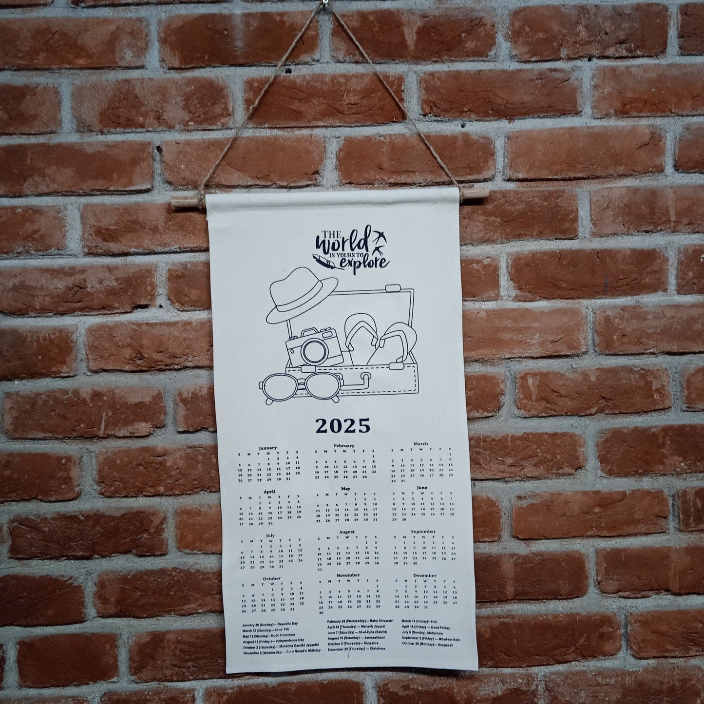 Eco-friendly Ready-to-Paint Canvas Calendars