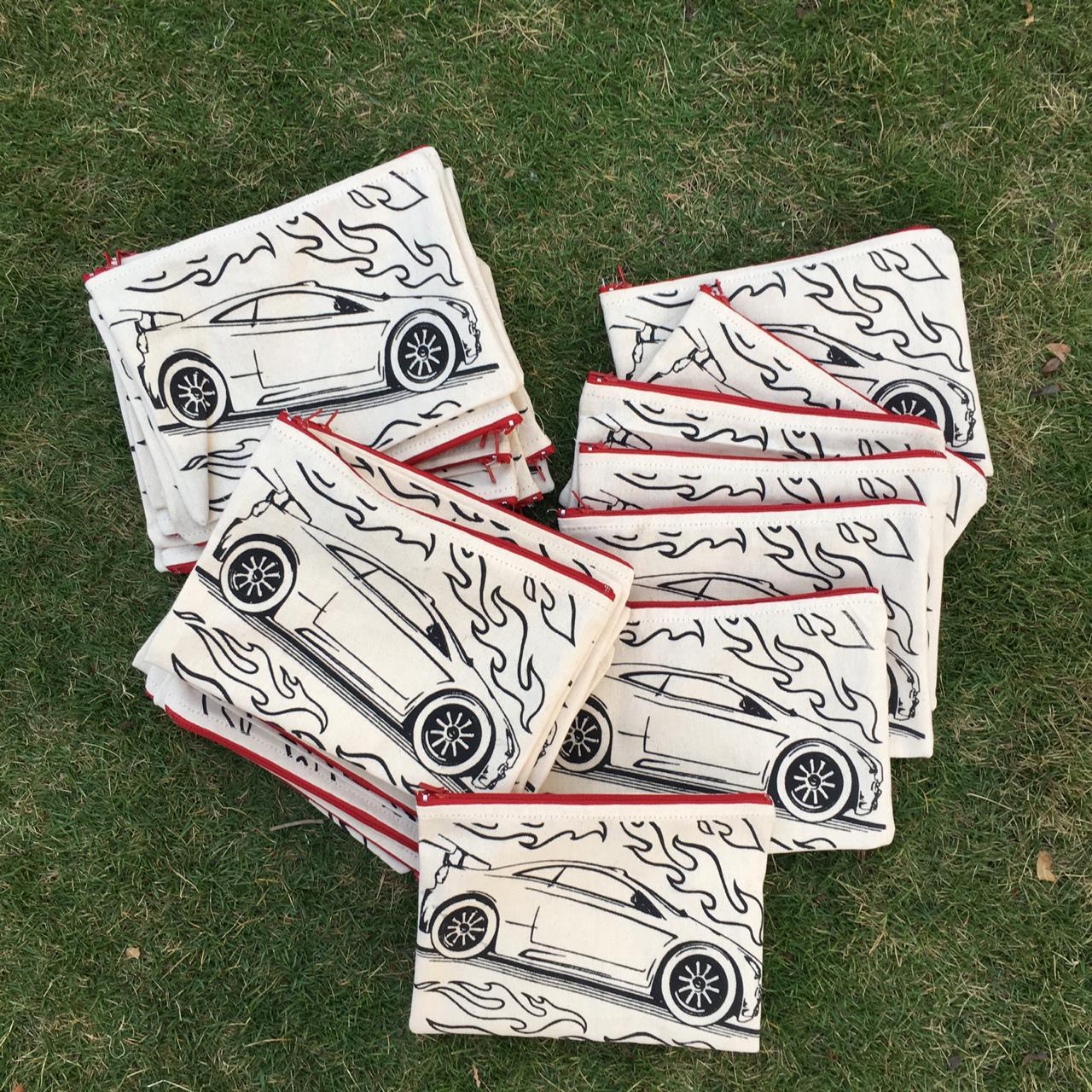 Eco-Friendly Natural Cotton Canvas DIY Pouches: Sustainable, Stylish, and Versatile (Pack of 12/30)
