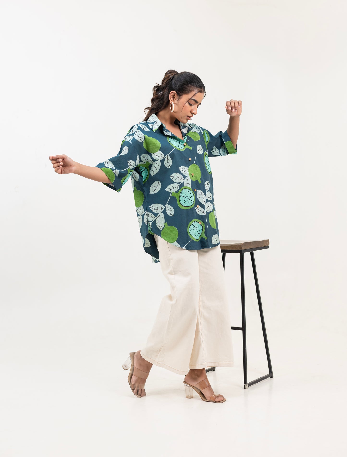 Shreeyas Cottons Oversized Cotton Shirt – Tropical Kiwi Charm