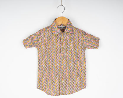 Zigzag Geometric print half sleeves collar shirt - Size 0-12