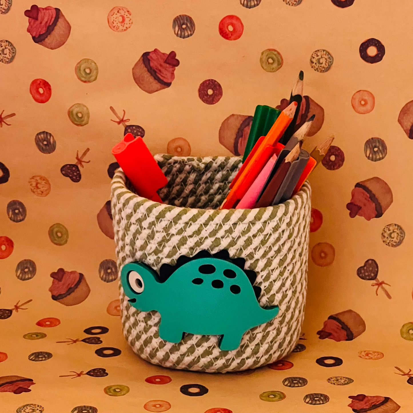 Jute dori basket with a dinosaur design 