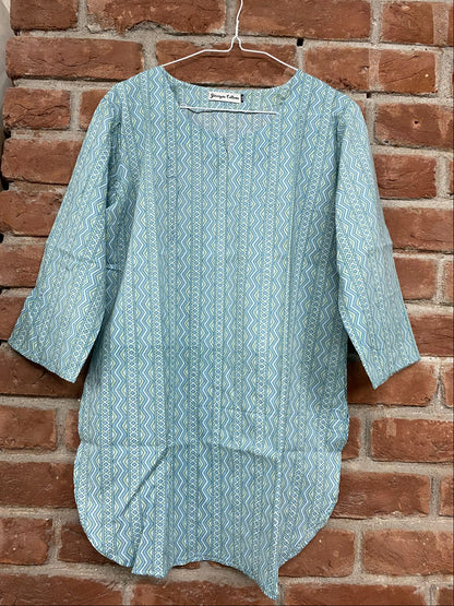 Geometric print short kurti