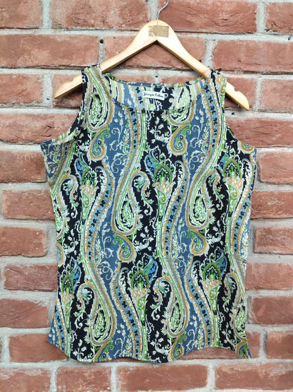 Black Paisley print sleeveless top for women